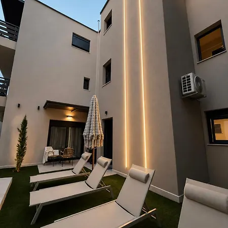 Blue Shadow Apartamento Skiathos Town